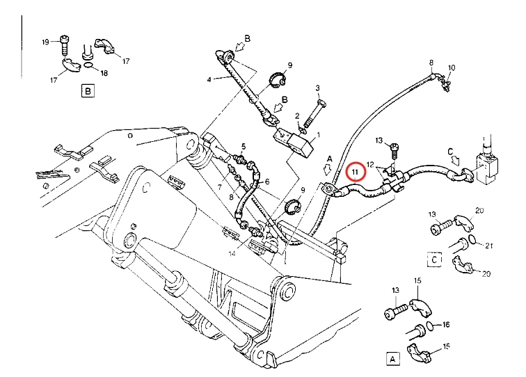Caterpillar CAT®212B installation diagram showing hydraulic hose 8U-7521 at Pipe No. 11